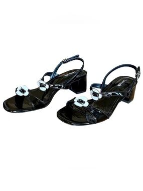 Larroude Tinx Patent Leather Sandals Black White Block Heel Size 8 NWOB